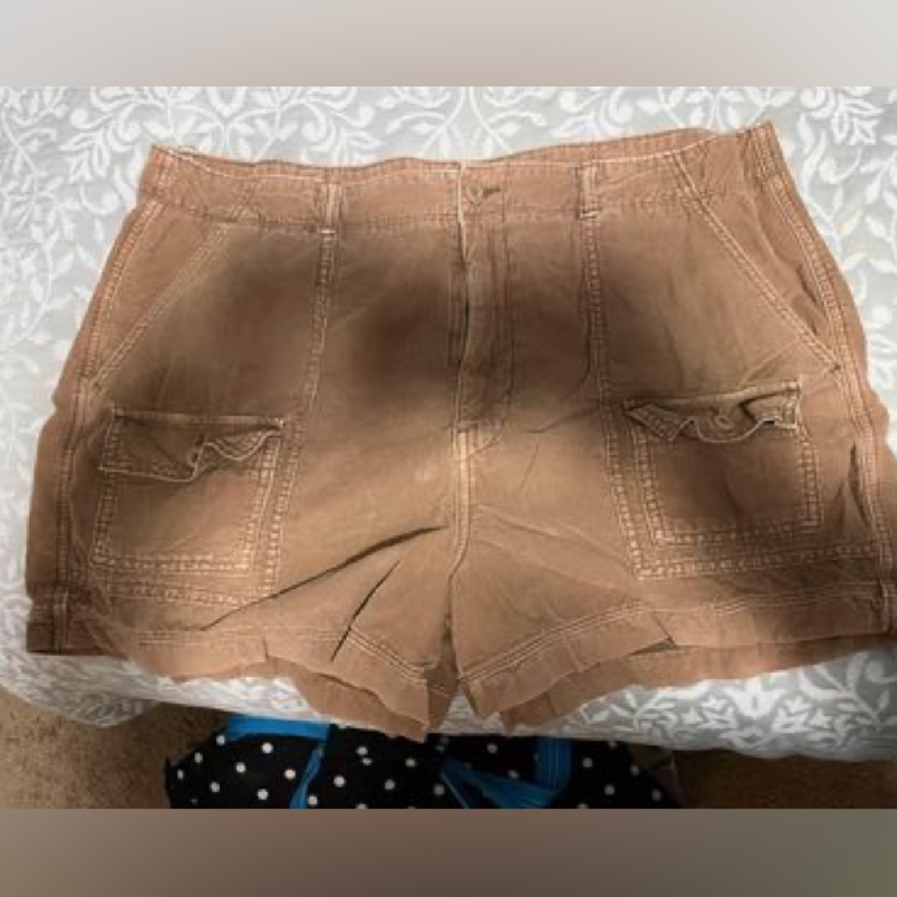 AEO 90’s Boyfriend Shorts